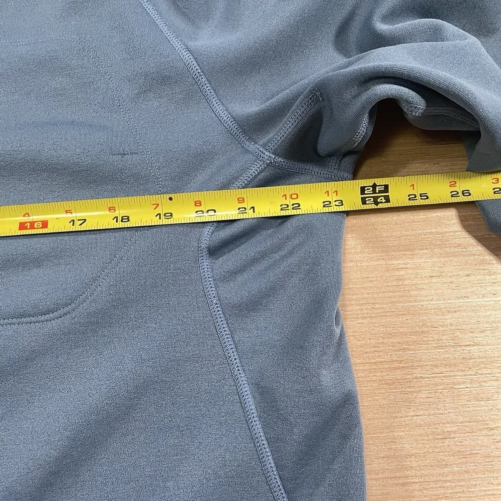 Nike small snag